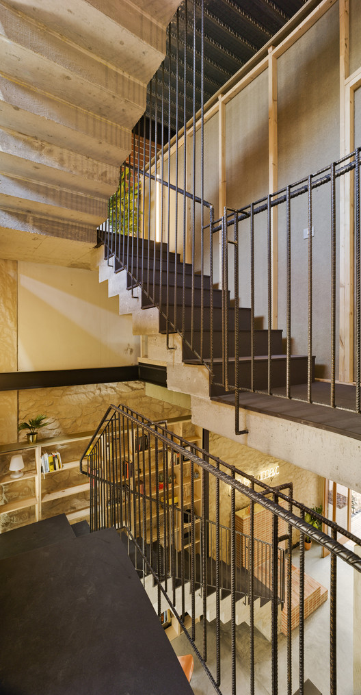 回归小尺度 | 西班牙 Novelda 的 Mac House-14