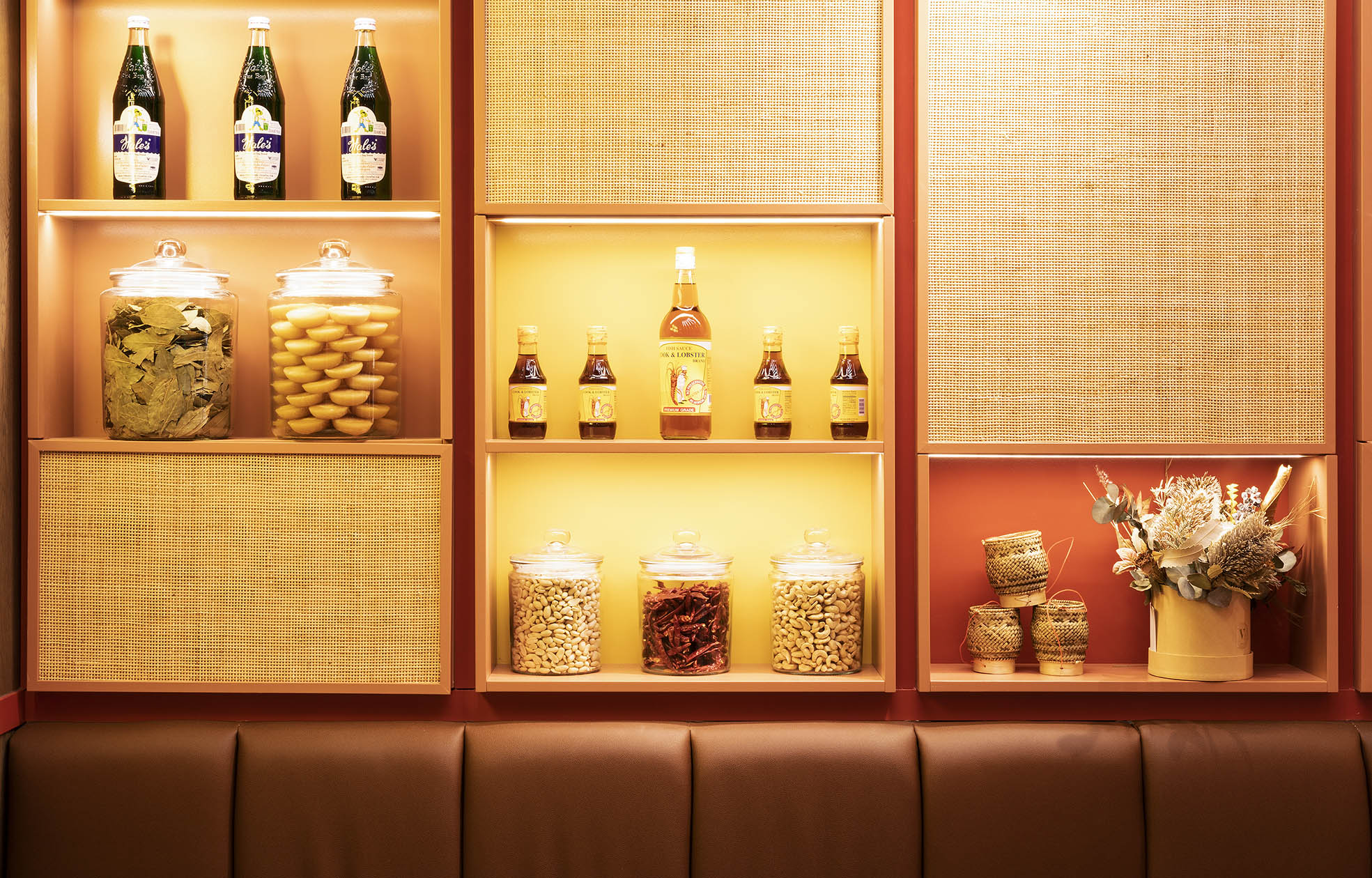 Thairiffic 餐厅 · 现代工业风格的泰国街美食空间丨澳大利亚-6