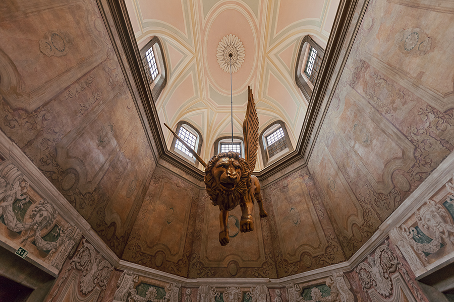 葡萄牙里斯本“帕拉西奥·恰多”宫殿奢华变身派对餐厅-0