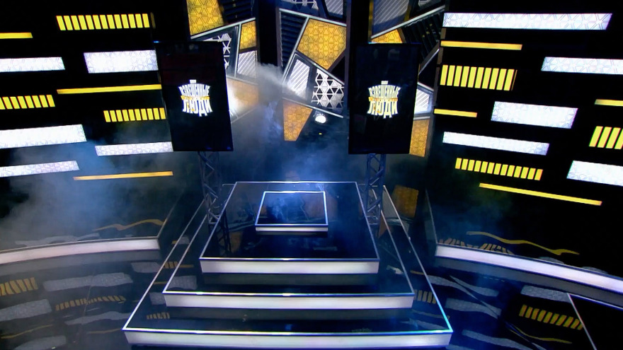 “Weighed People”舞台设计丨Anastasia Shenaeva-14