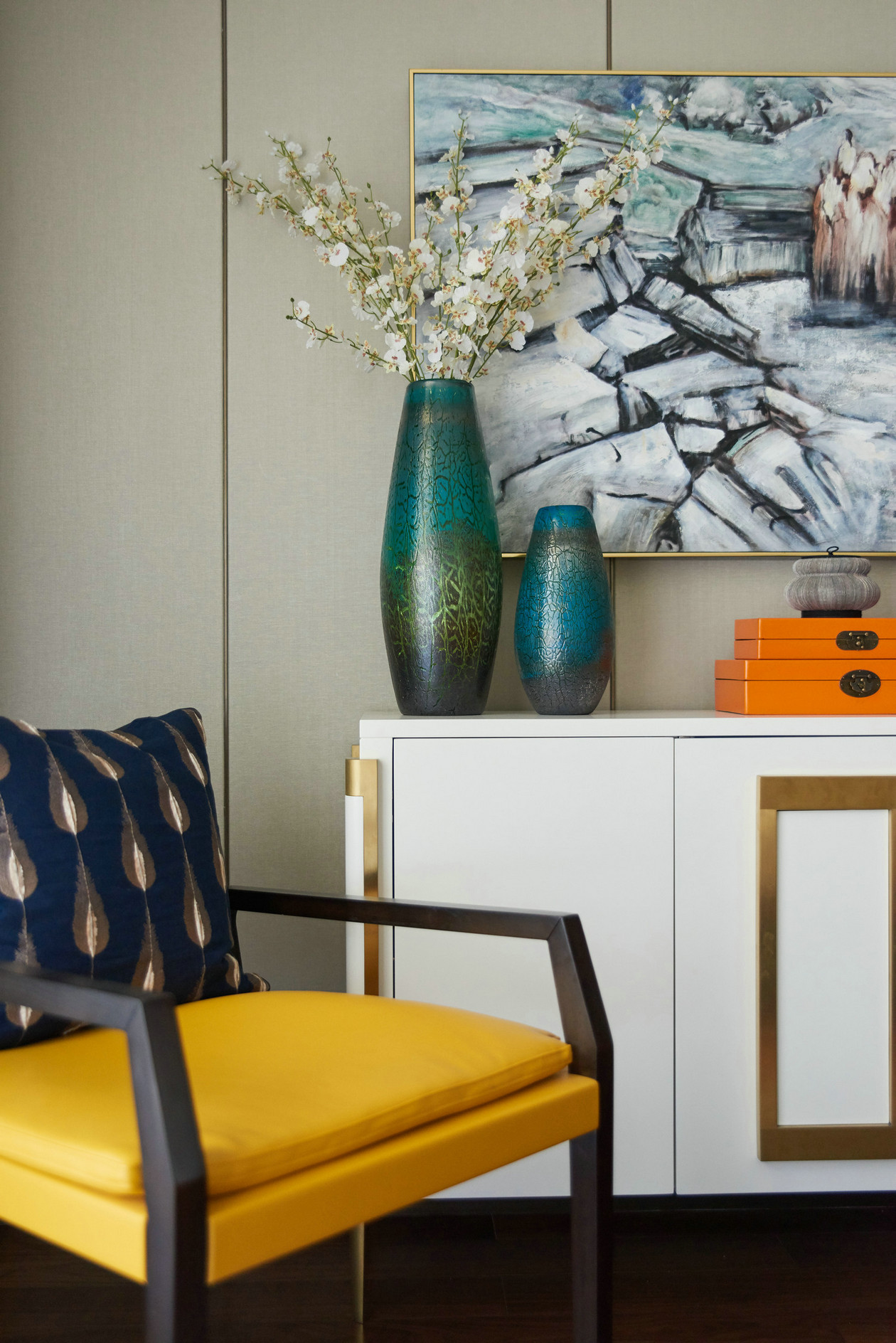 西安沣东地产湖光山色样板房-26