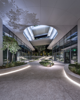 雅典首个 LEED 铂金认证建筑丨希腊雅典