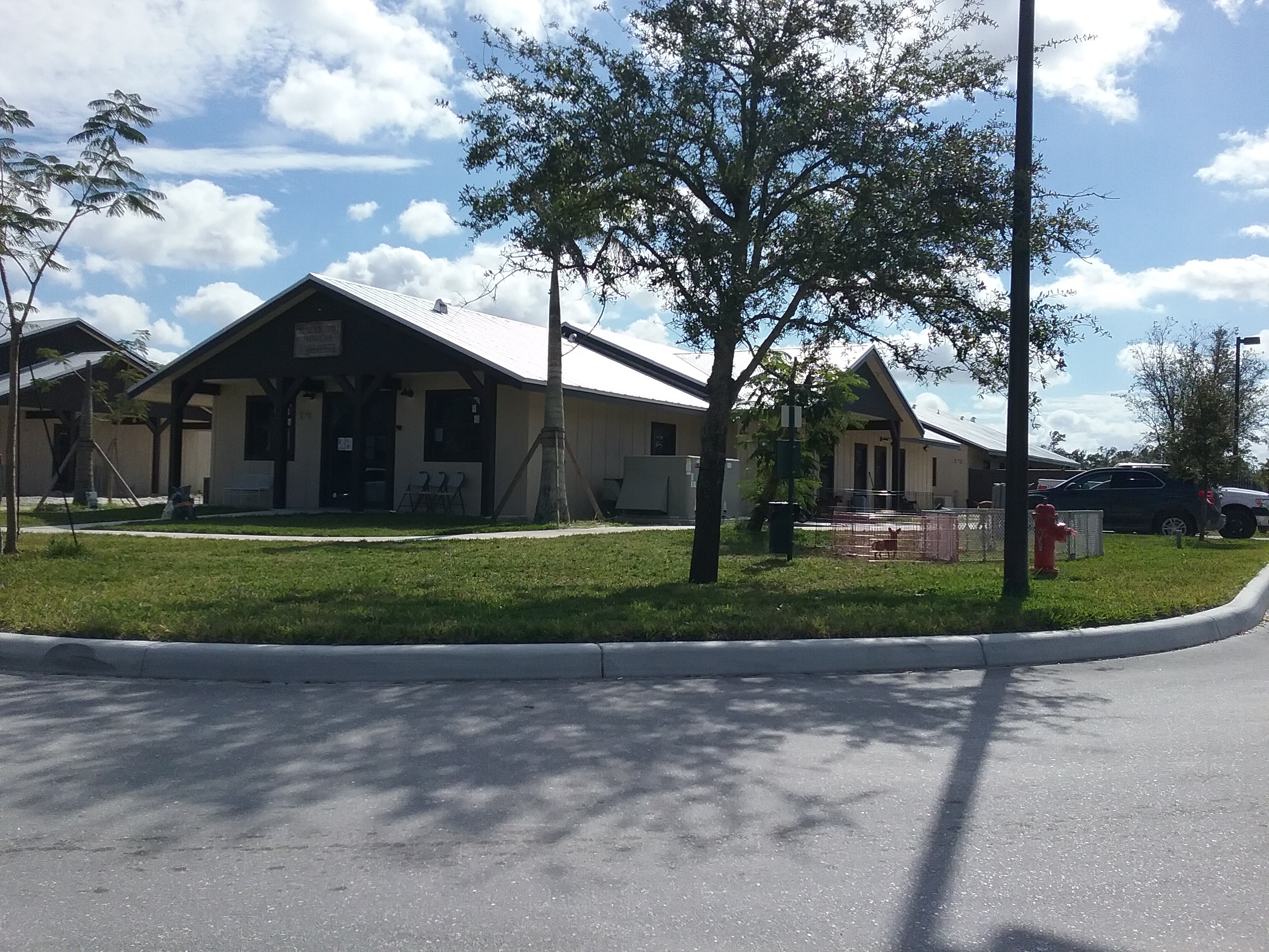 大狗牧场救援中心·室内设计的人性关怀-2