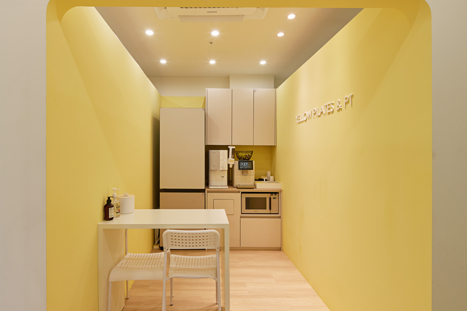 优雅白色调，打造温馨家居空间-12