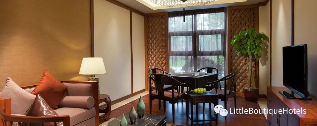 峨眉山蓝光己庄酒店 | 亲子度假新地标,设计融合川西与东南亚风情-12