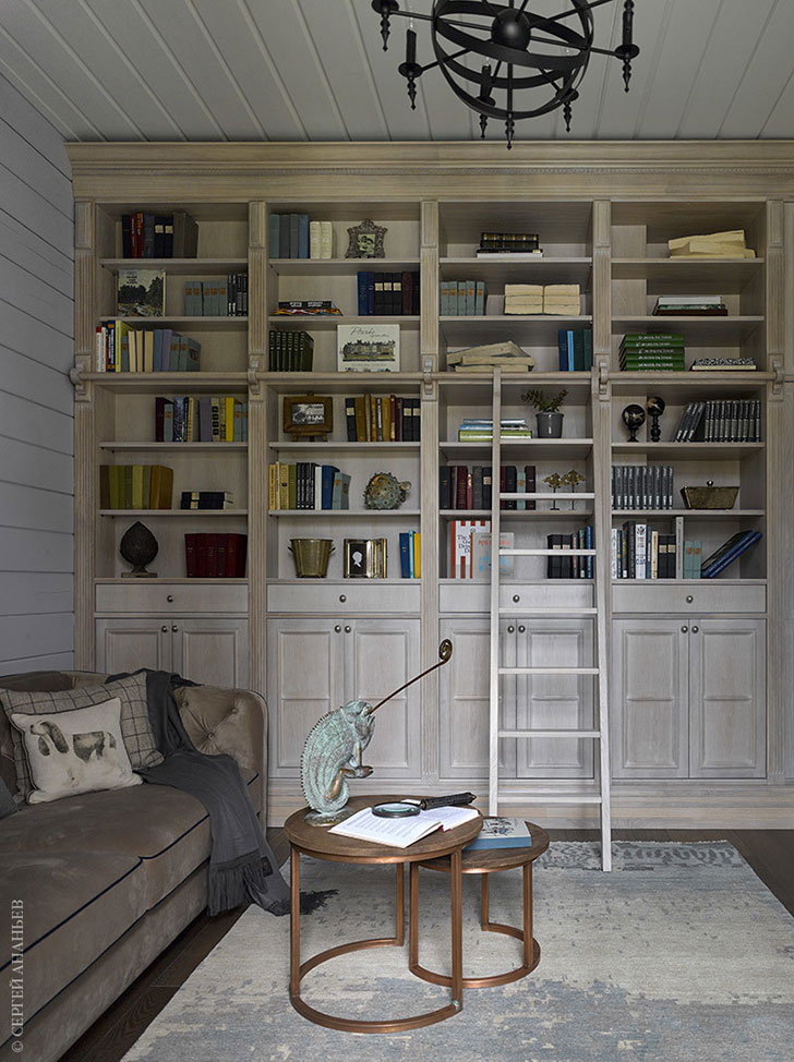 俄罗斯大户型木屋 | 色彩斑斓的家庭乐园-17