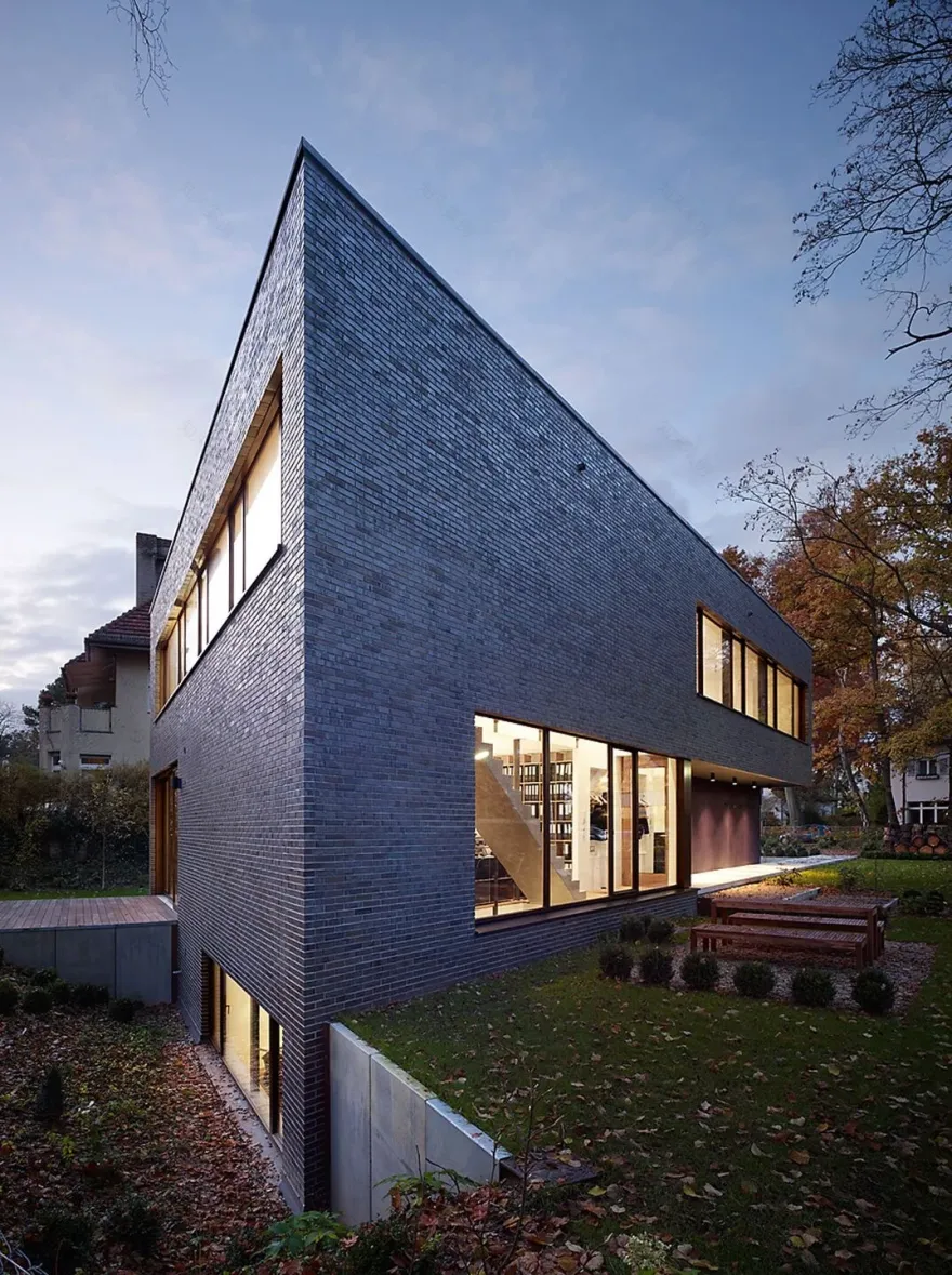 柏林瓦恩湖简约住宅设计丨德国柏林丨Gnädinger Architects-28