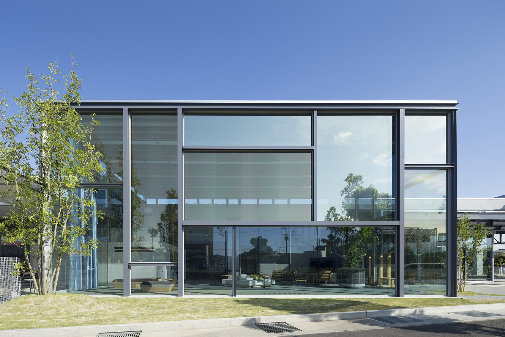 J. Spot Imabari汽车展室及服务商店，日本 / YANOAOYAMA Architecture Design-20