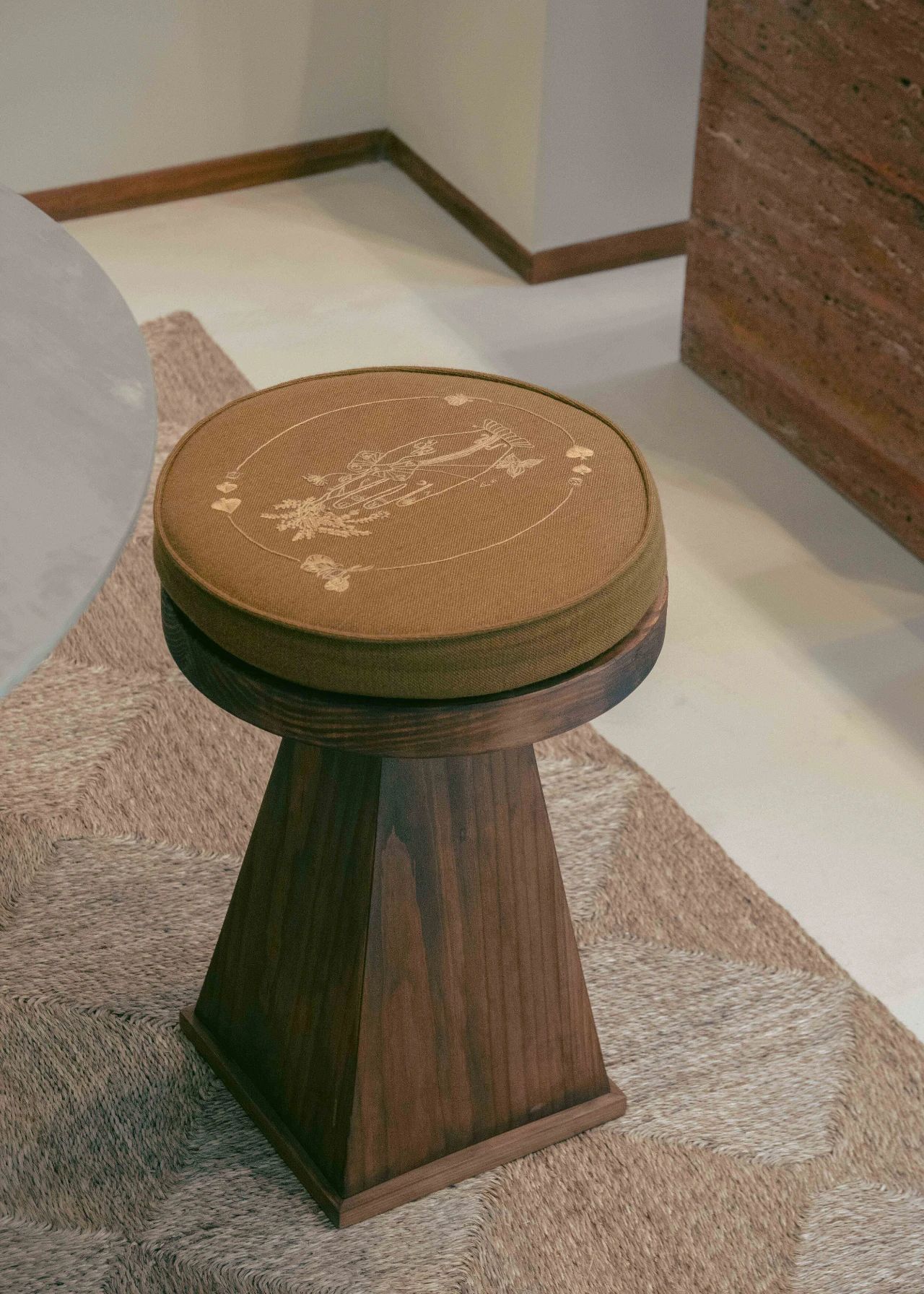 新作丨Valériane Lazard  自由的线条-19