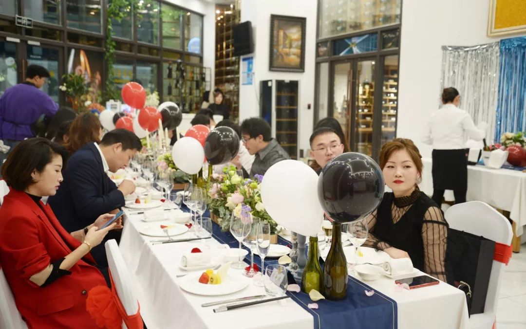 hi3 设计公司私人订制年会盛宴-0