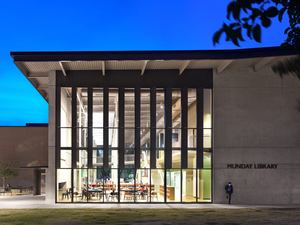 Salisbury University Patricia R. Guerrieri Academic Commons - Sasaki-42