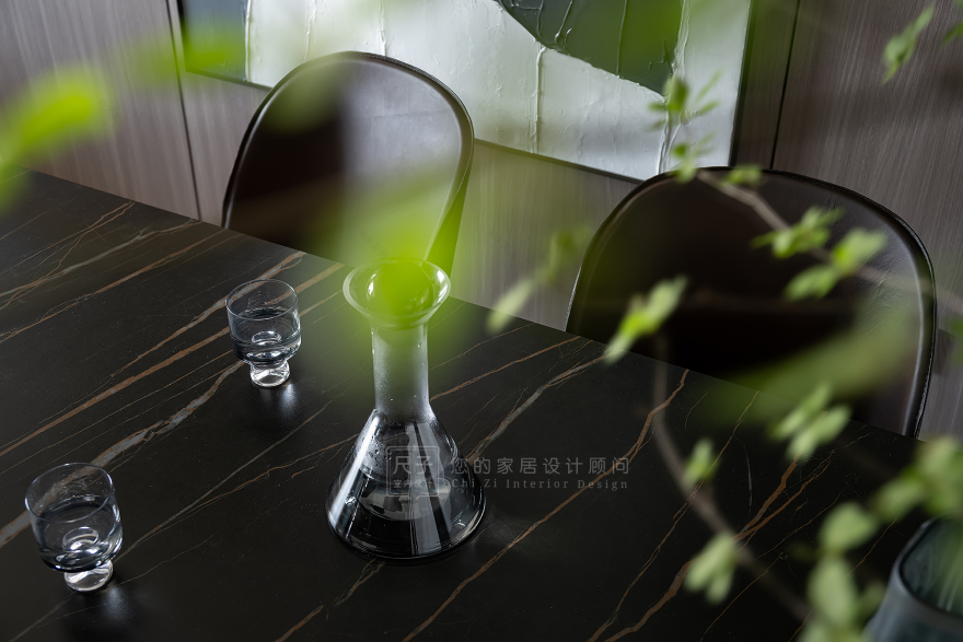 酷灰质感的都市馨居丨中国深圳丨尺子室内设计-28