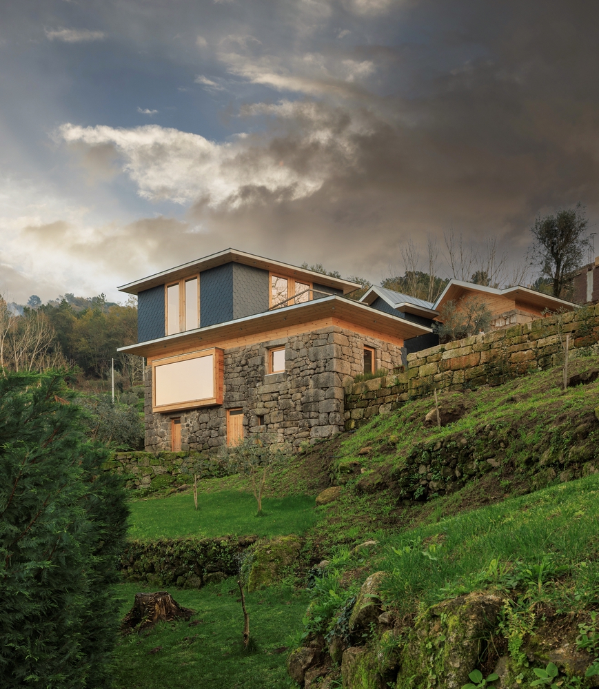 葡萄牙埃尔米达住宅创新改造丨Carlos Castanheira-55