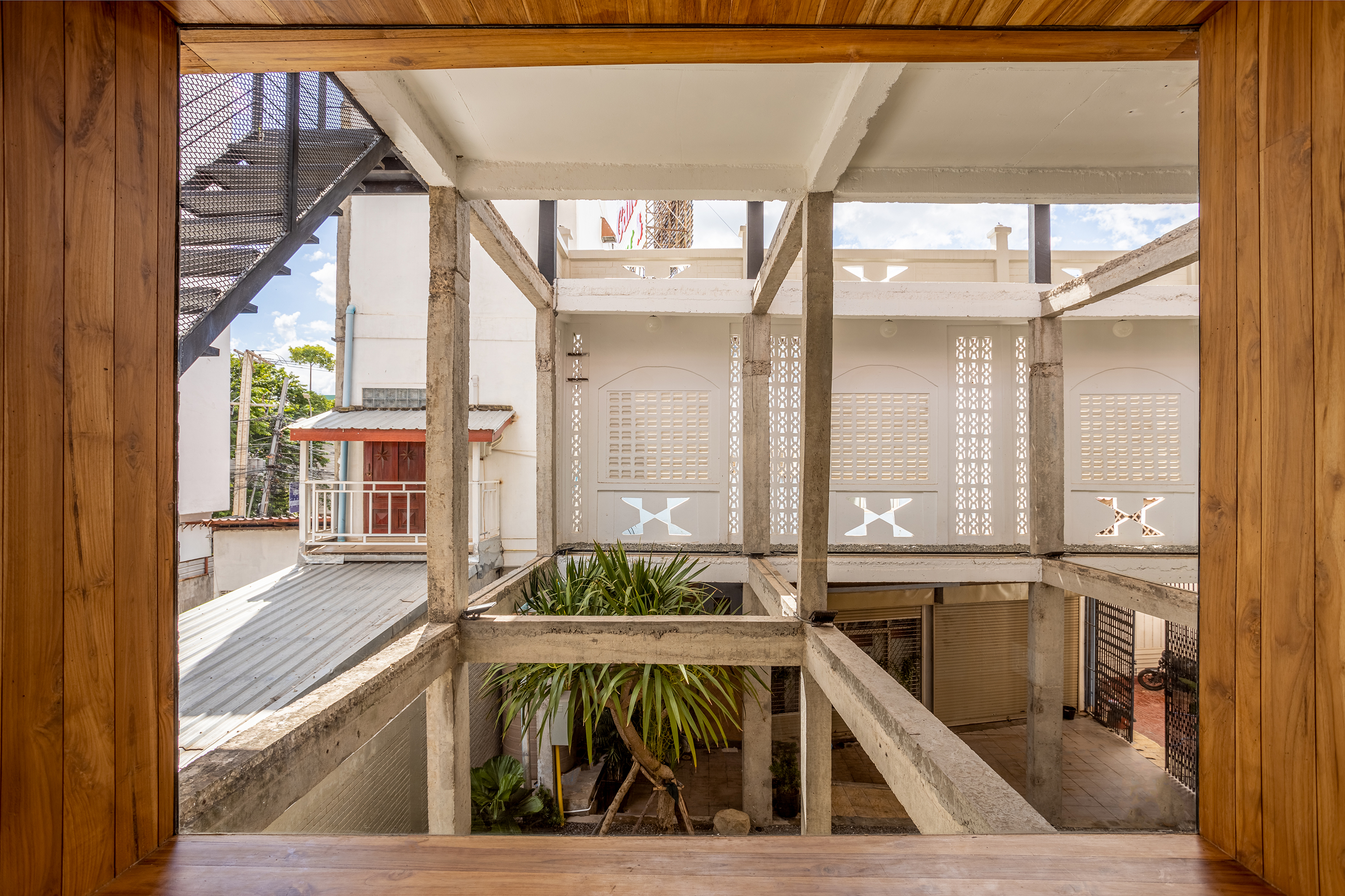 “S·O·S“雕塑空间 · SAOLA 建筑师的家庭住宅改造丨SAOLA ARCHITECTS-41