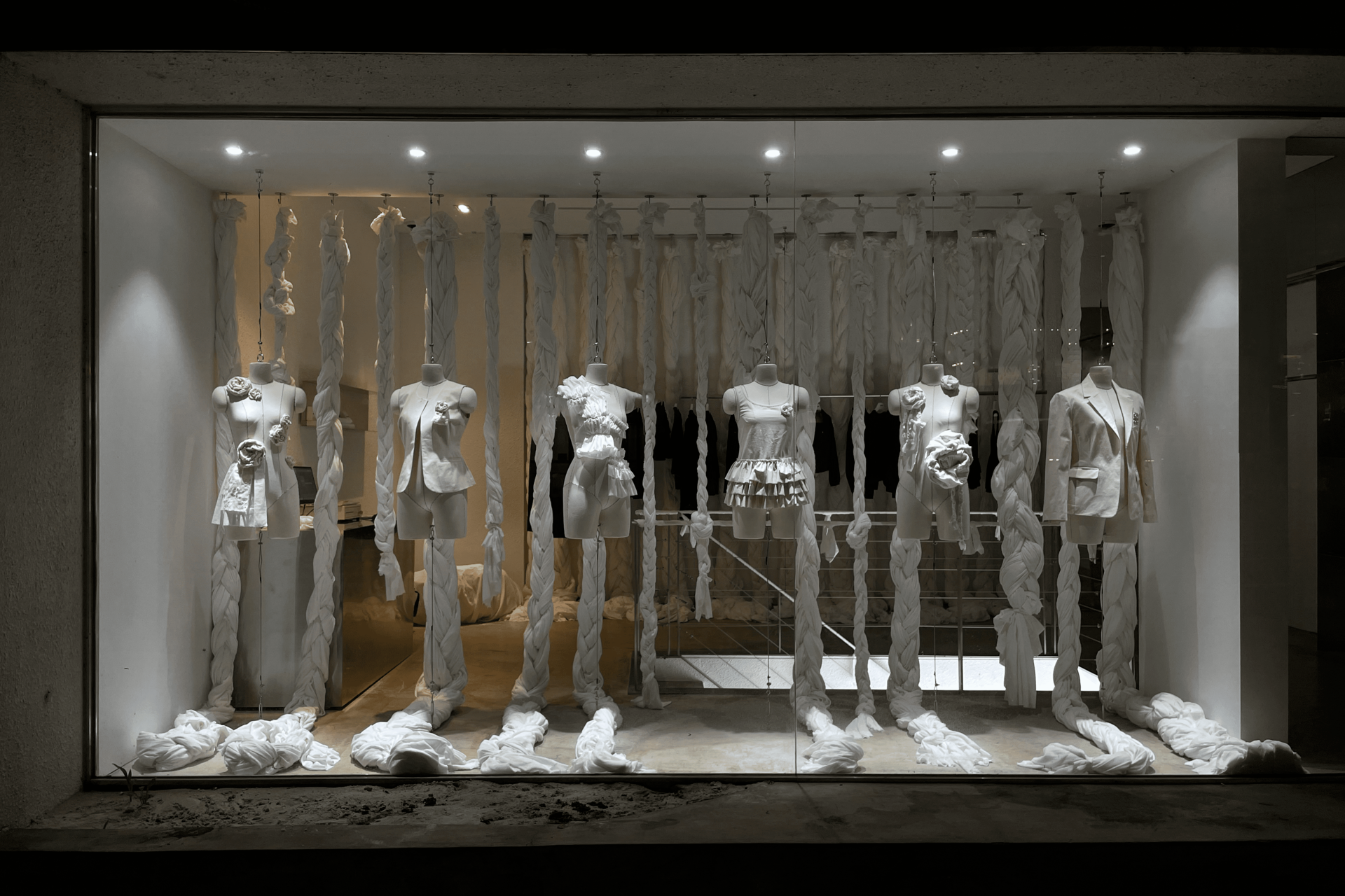 无明确信息丨Docent Design-4