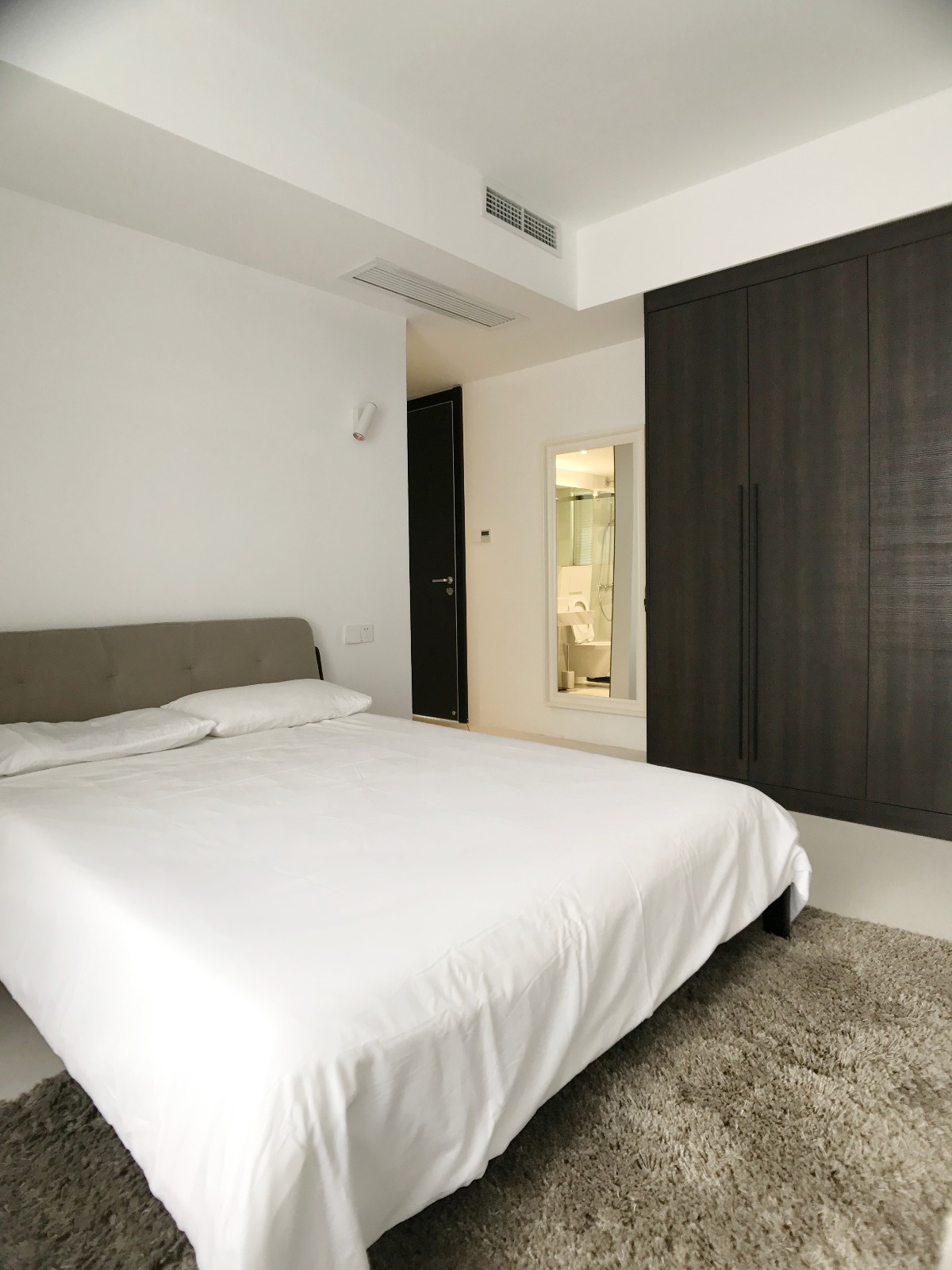 当流行遇上极简  龙发设计-20