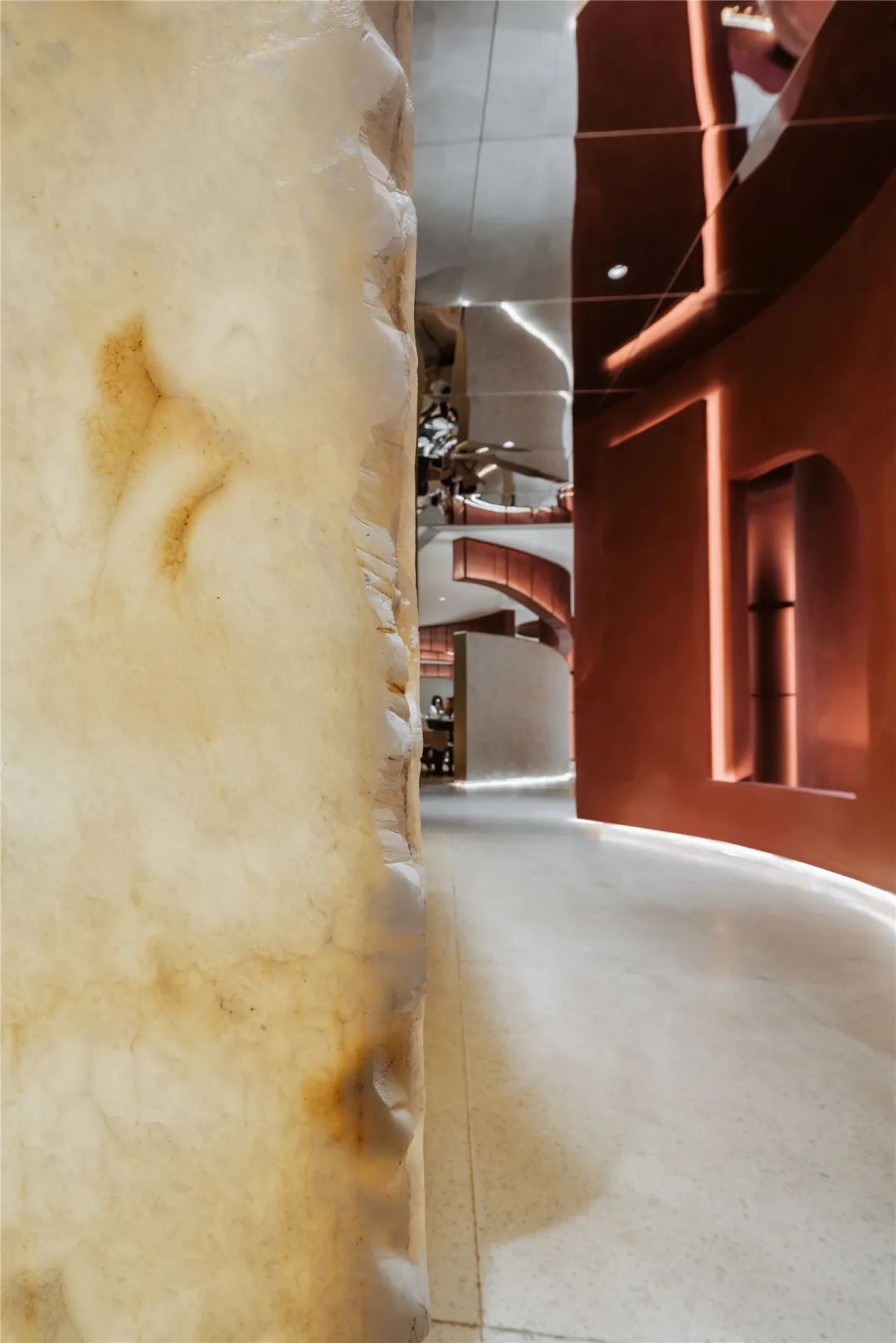 《朱雀打边炉》 | 诗意的火锅餐厅设计，诠释新中式风格-12