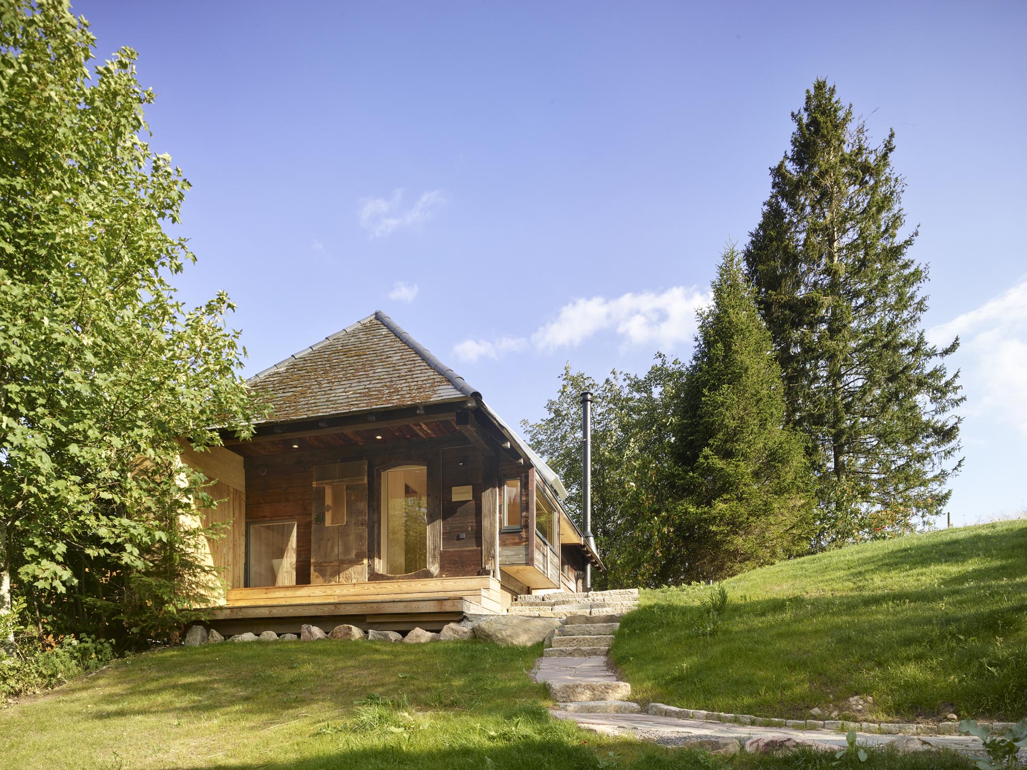 德国黑森林 1000 米高空的环保小屋-42