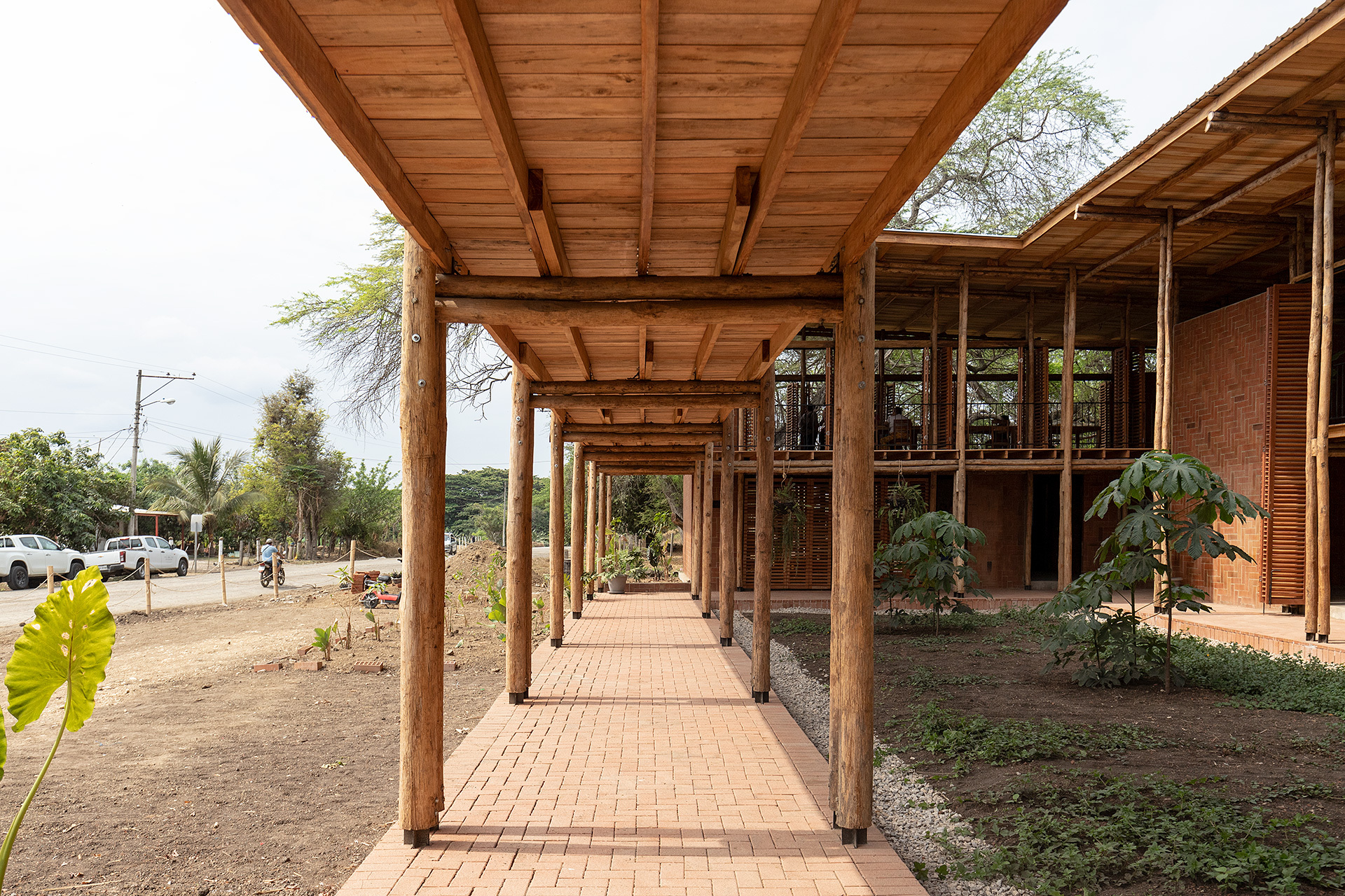 Community Productive Development Center Las Tejedoras / Natura Futura Arquitectura + Juan Carlos Bamba-48