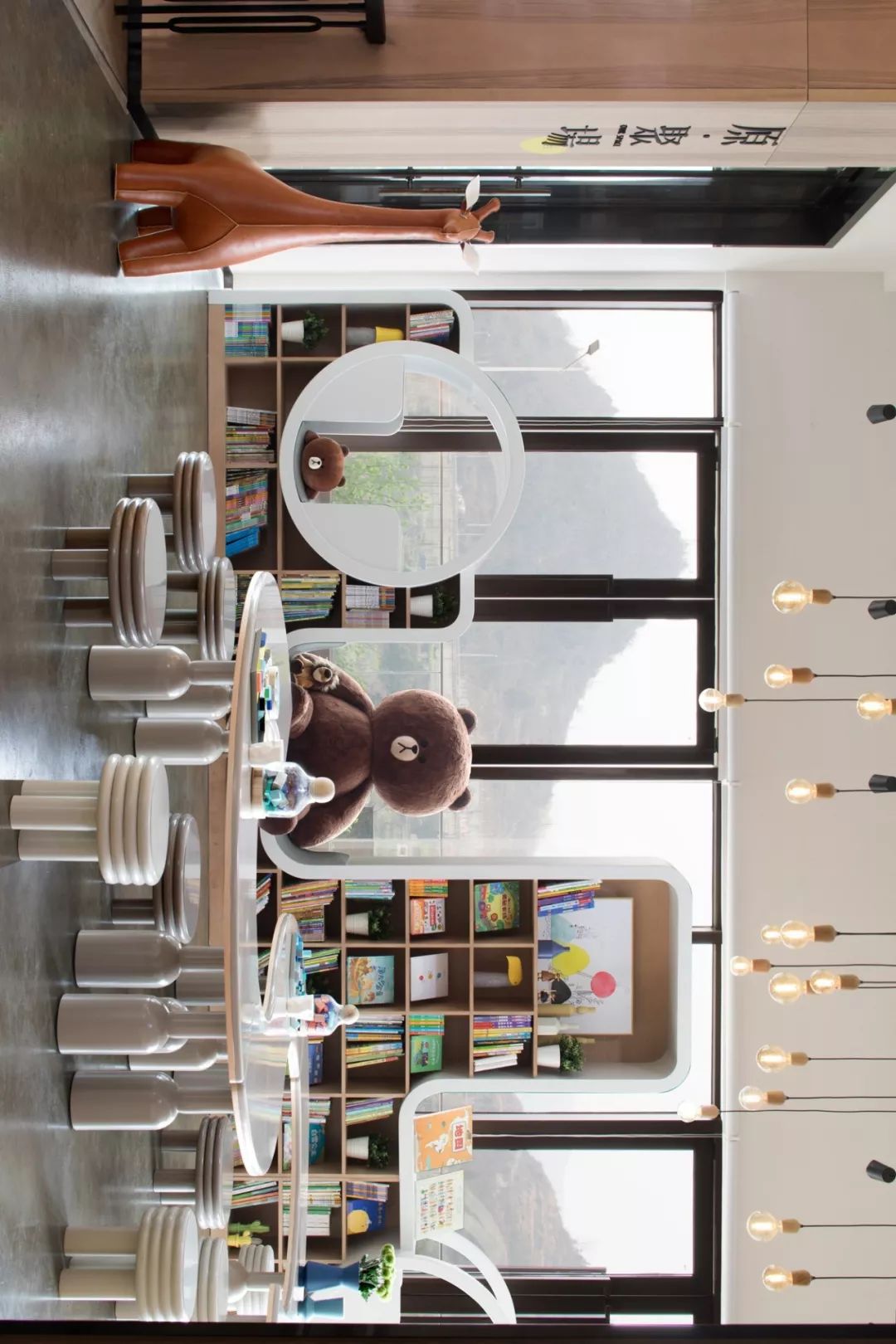 贵阳东原·朗阅售楼处 | 英伦风与现代摩登的完美融合-82