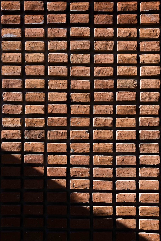 坚固的博伊斯之家丨阿根廷拉普拉塔丨Paralelo Colectivo-16