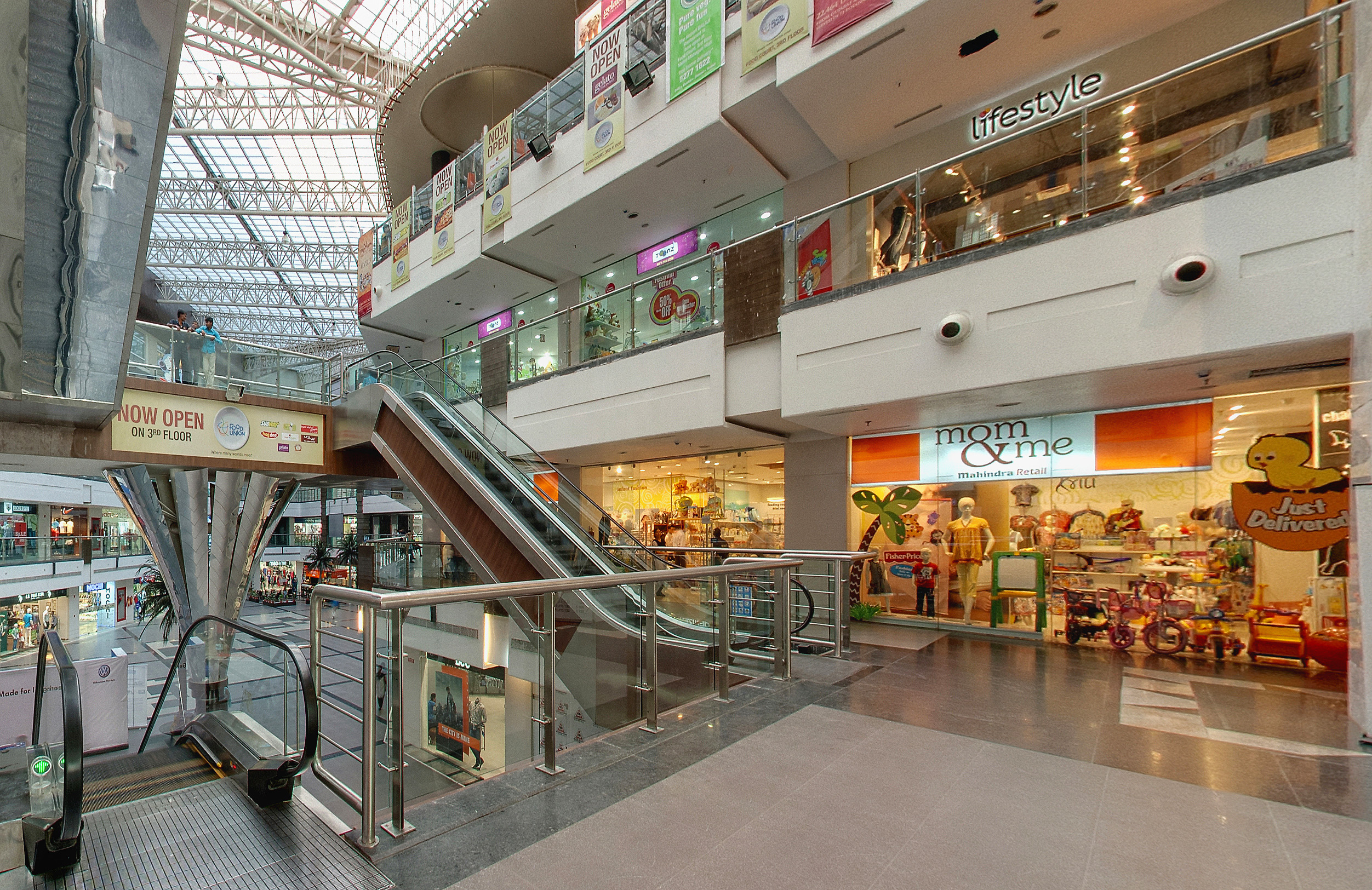 玛哈贡地铁购物中心-12