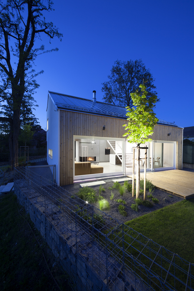 斯洛伐克小村庄里的绿色环保之家-32