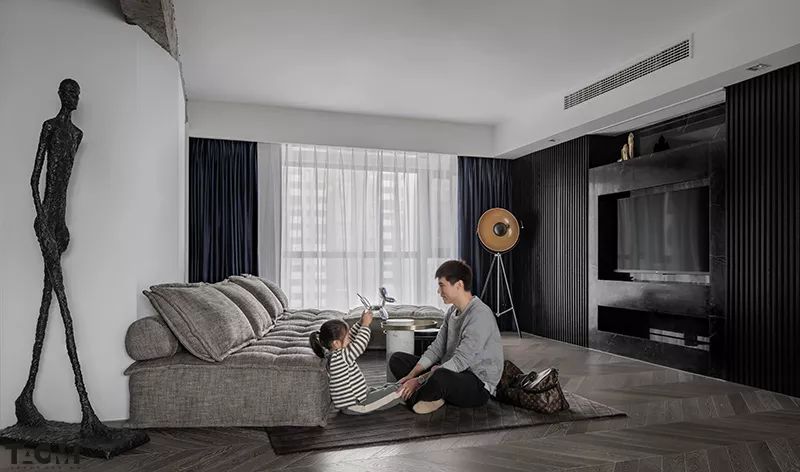 敲掉三面墙，四房改两房！独居空间竟然这么美好！-86