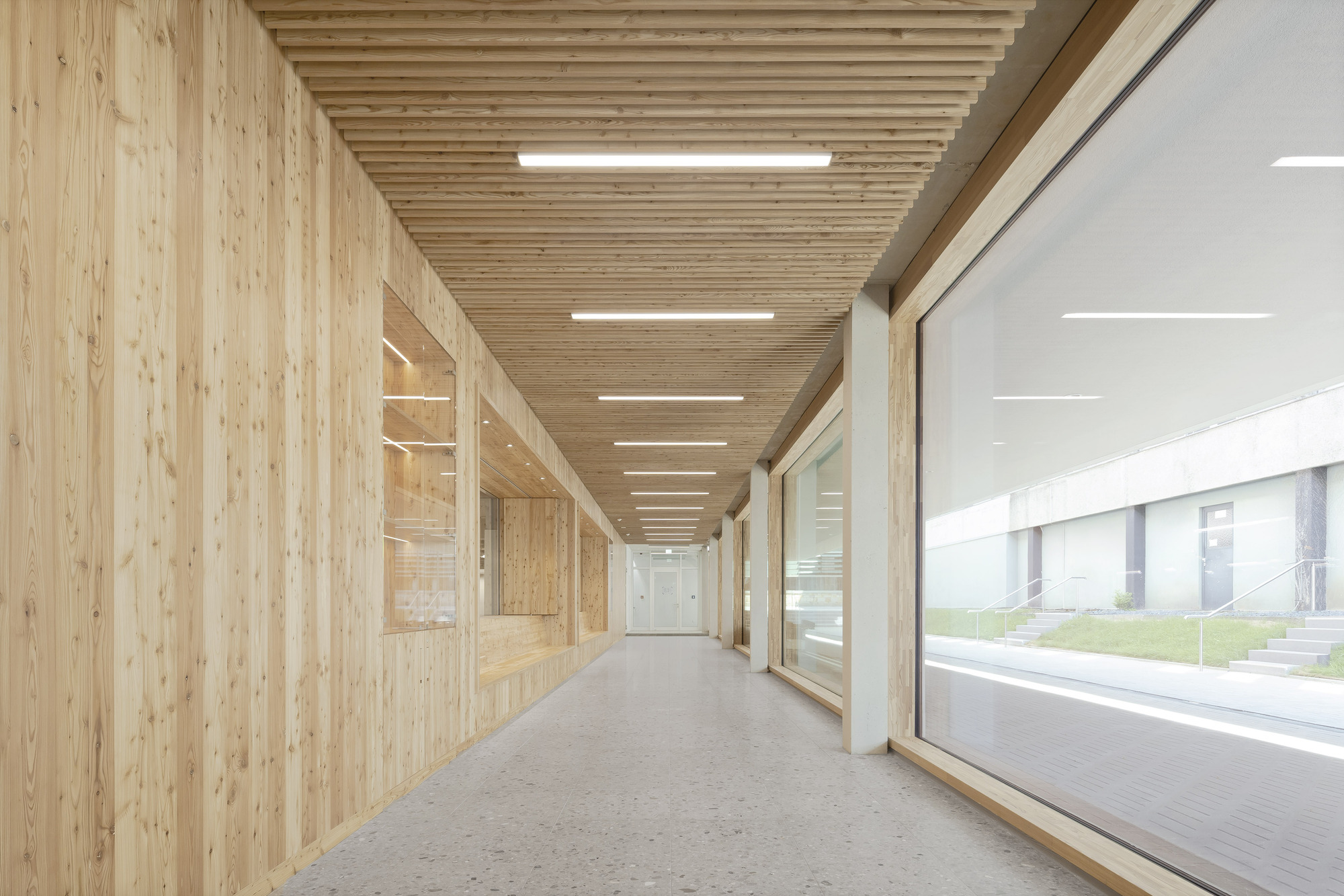 University of Applied Sciences for Beverage Technology – Lecture Hall Building and Logistics Laboratory / Bez+Kock Architekten + Ernst2 Architekten-41