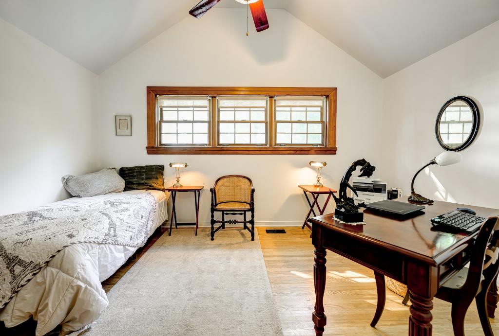 圣普拉西德劳伦琴地区温馨住宅丨Joli Joli Design-16