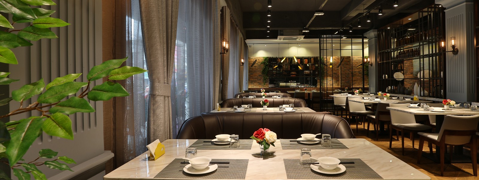 IDDW 道伟设计 | “灰度”巴黎中餐厅,简约工业风融合巴黎元素-42