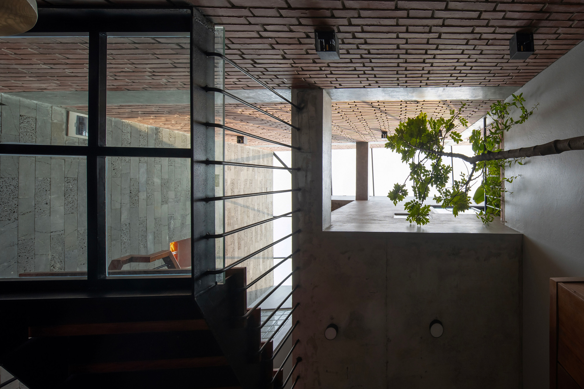 小砖房丨越南丨Tung Nguyen Architects-20