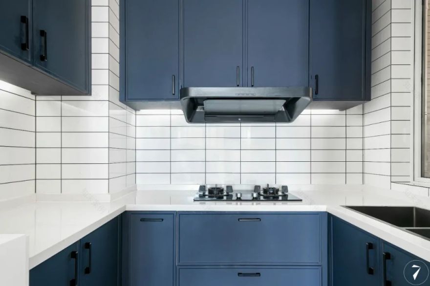 四川自贡 89㎡红蓝撞色家,定制父母宜居空间-29