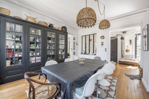 现代公寓设计融合智能存储与经典内饰方案丨Alexandra Tamburini-23