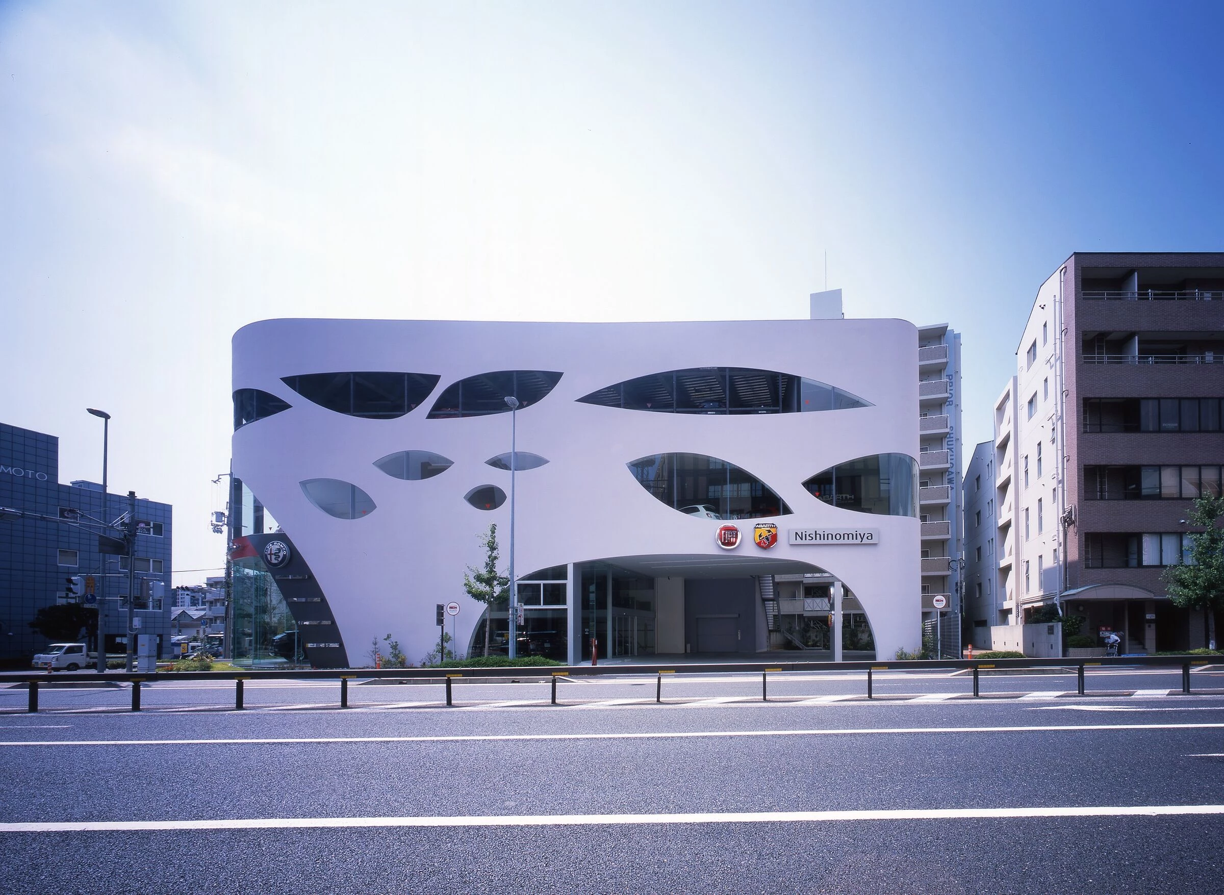 Hakko Car Showroom-13