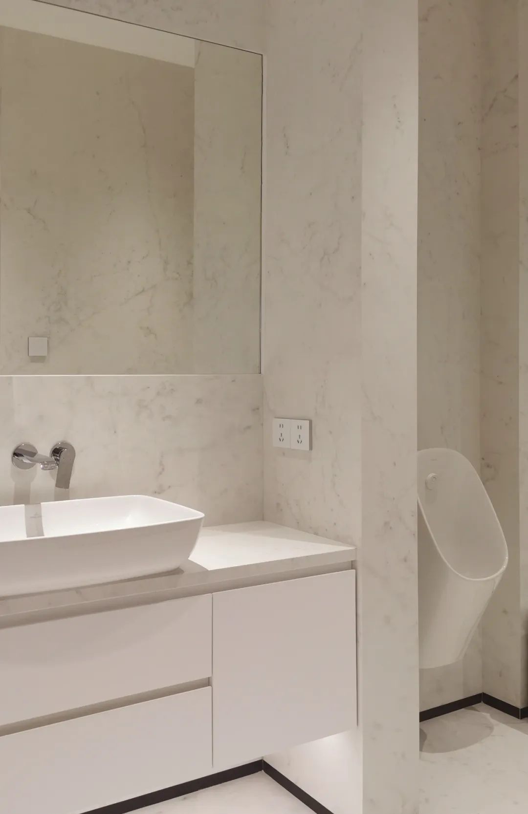 白色潮玩空间 · 光谱之家丨CQ Home-78