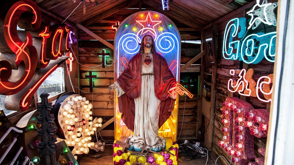 伦敦“上帝的垃圾场” | 霓虹灯的迷幻世界-7