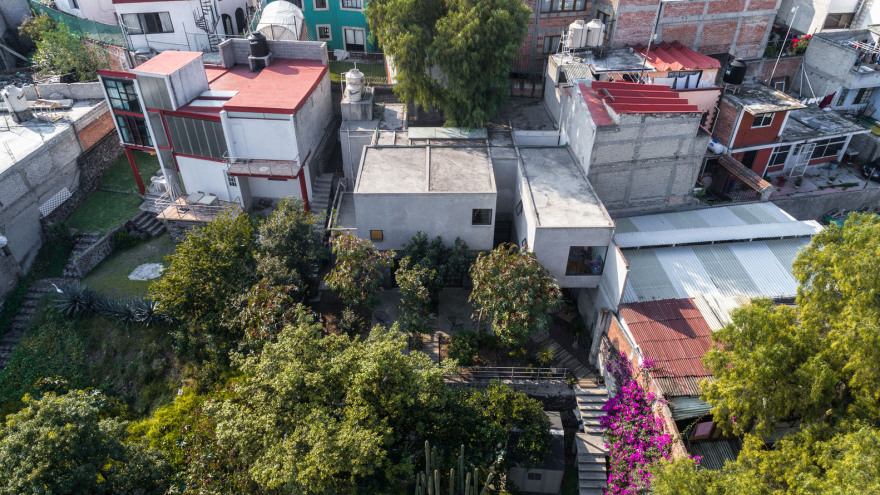 墨西哥百年家族土地上的创意住宅-20