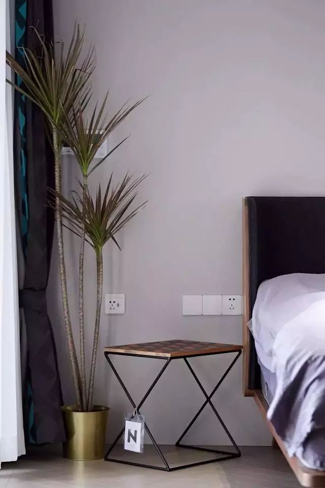 140㎡开放式空间，衣帽间、储物间一应俱全，逆天设计让家翻倍-185