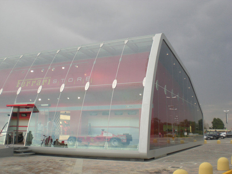Ferrari Factory Store  Iosa Ghini Associates-15