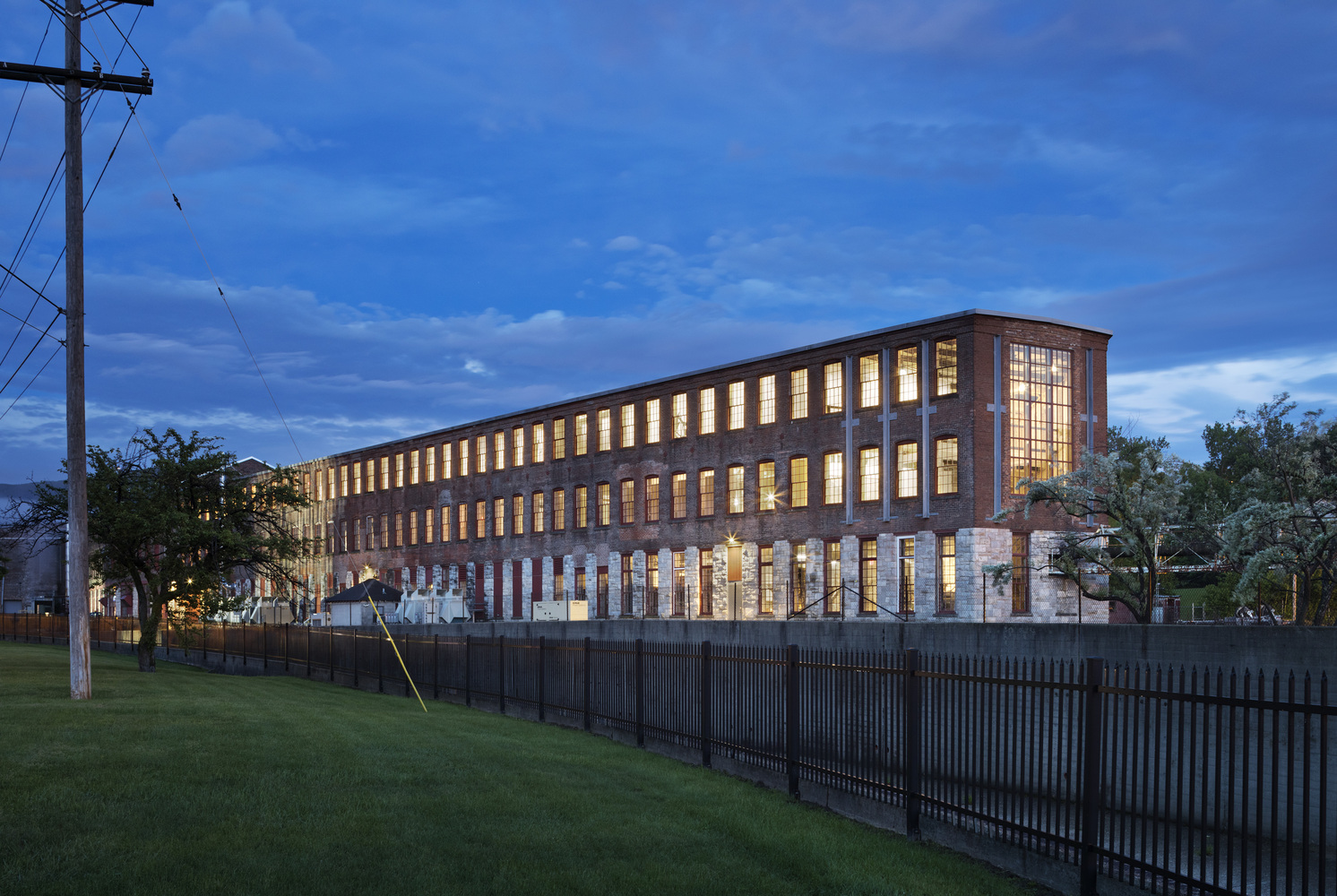 马萨诸塞当代艺术博物馆 6 号楼-25