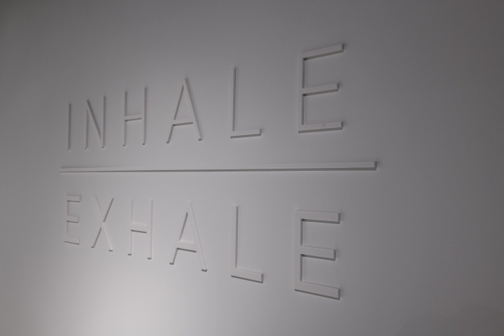 荷兰 Hans Boodt Mannequins 运动模特展厅-44