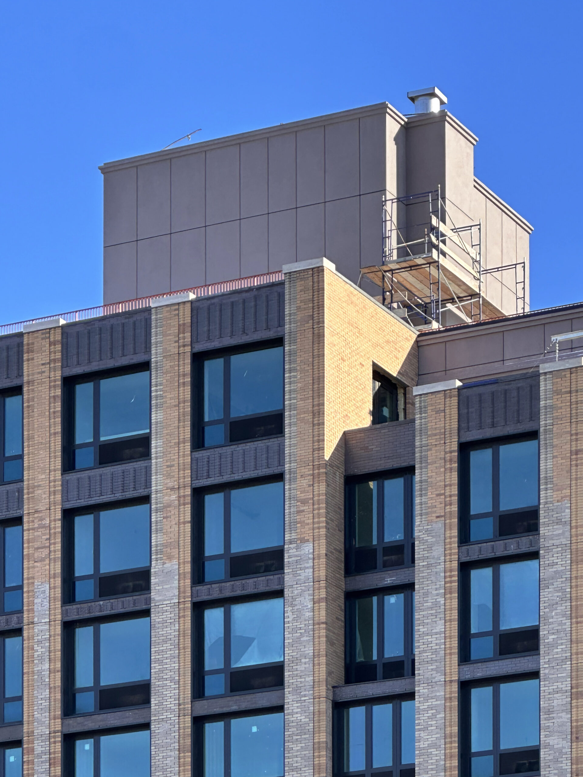 1 Park Point Nears Completion In Windsor Terrace, Brooklyn - New York YIMBY-5