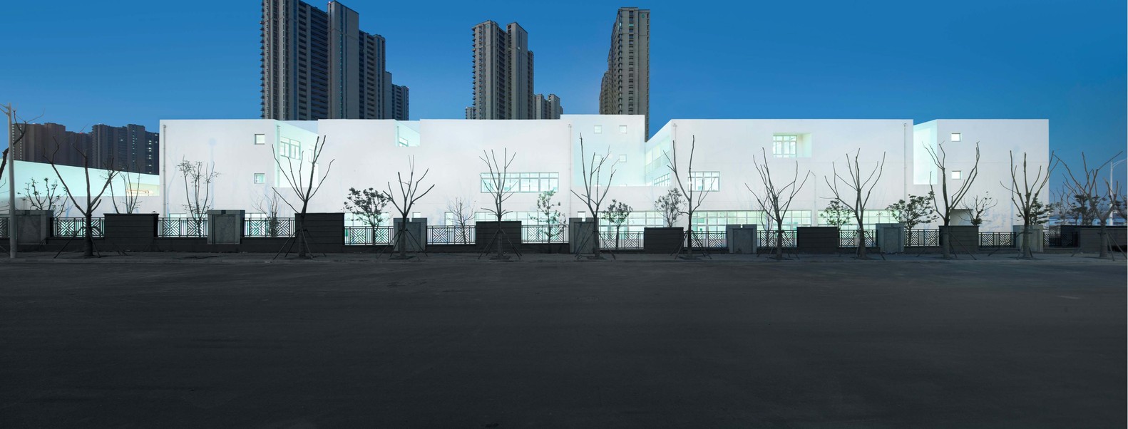 南京大山地小学 · 嵌入山坡的立体公共空间-29