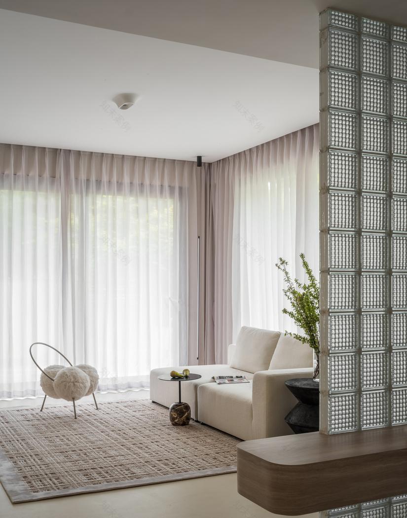 中国上海松江区别墅简约白与原木经典搭配设计-27