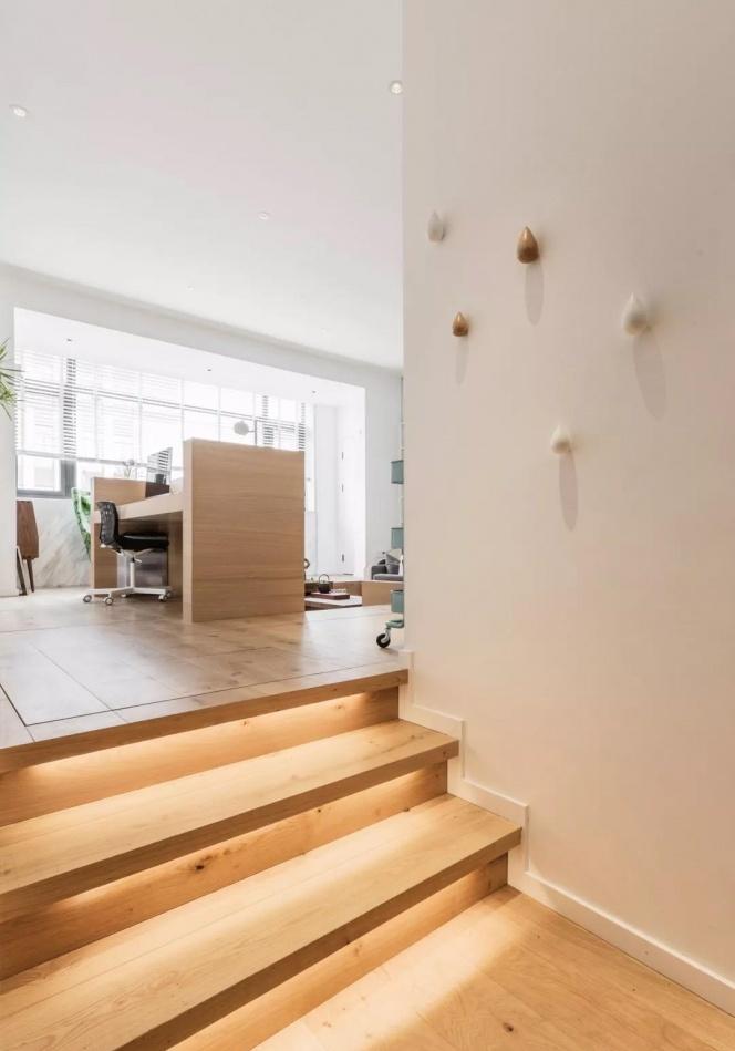 错落有致，60 平米囊括四海的丁克夫妻家居设计-17