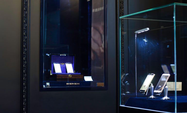 NININ Brand奢侈品手机-4