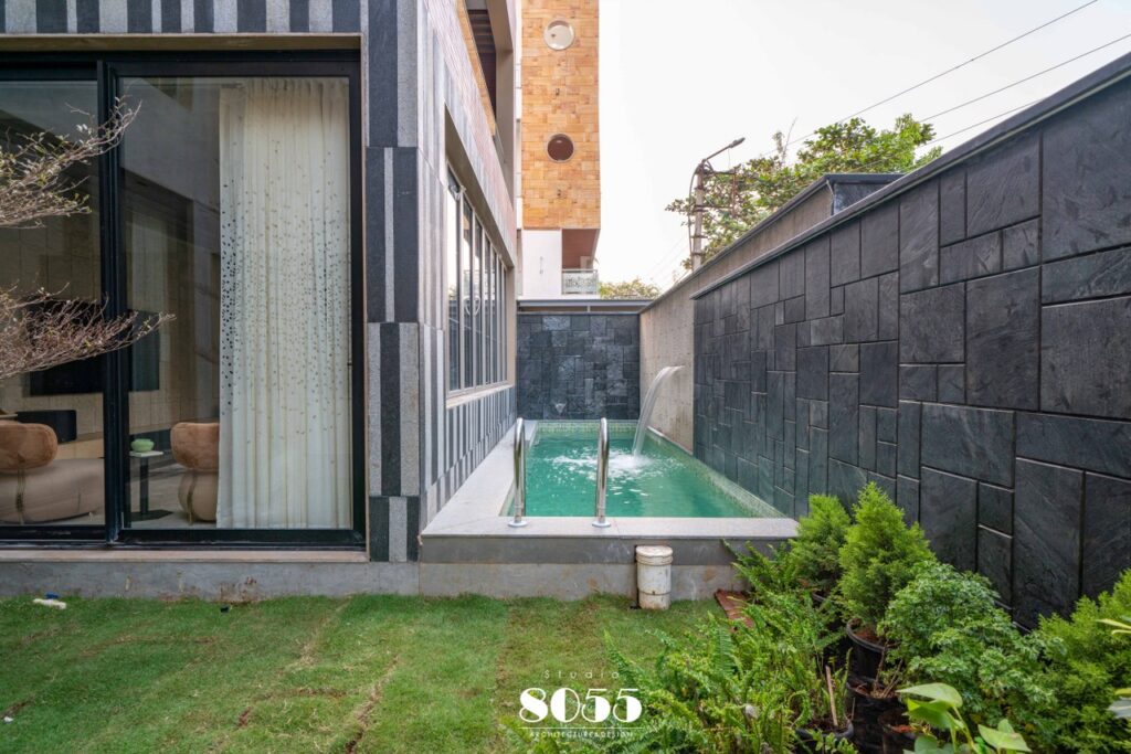 “Himadri”家庭别墅丨加纳丨studio8055-99