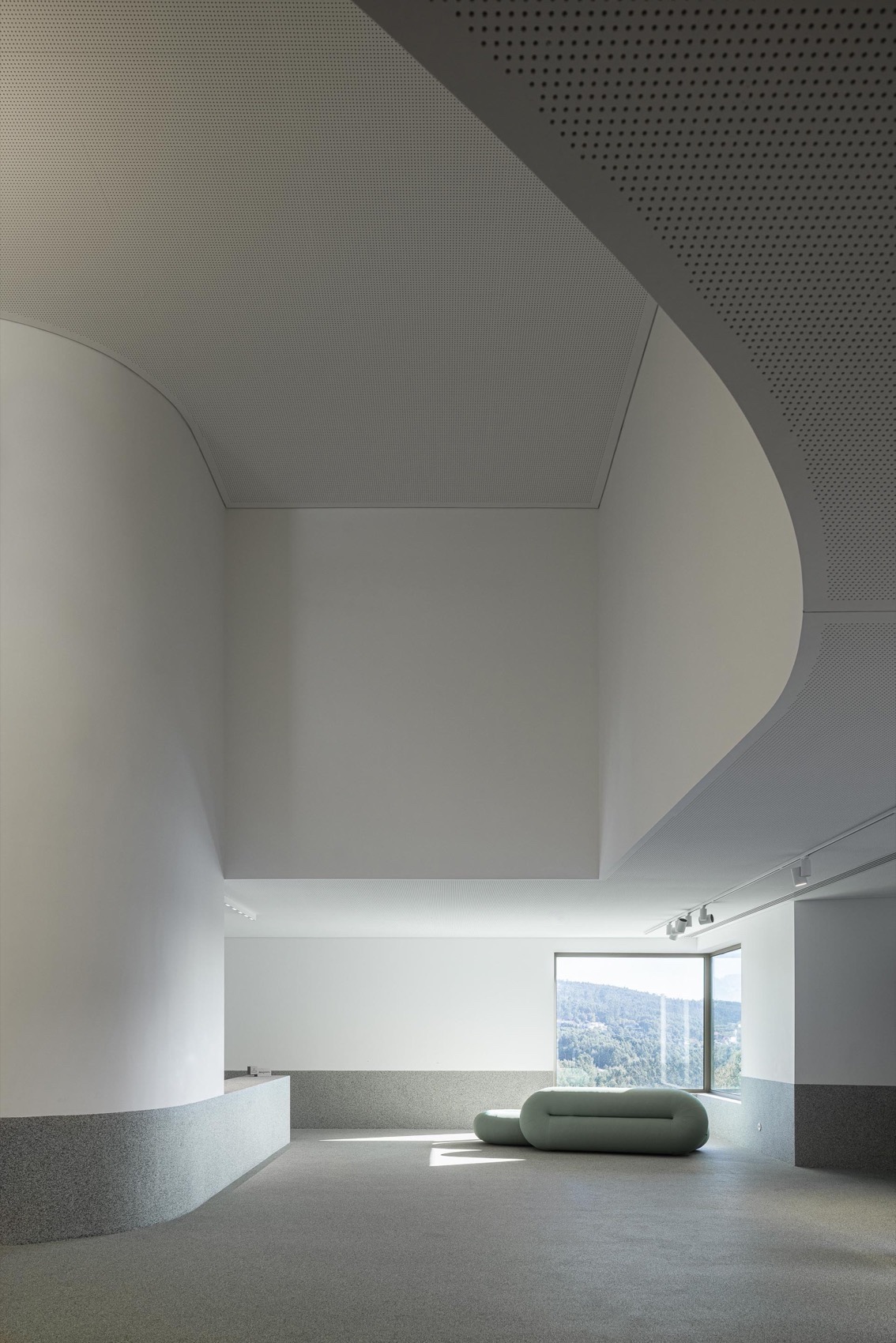 文化中心丨葡萄牙丨Galeria Gabinete-42