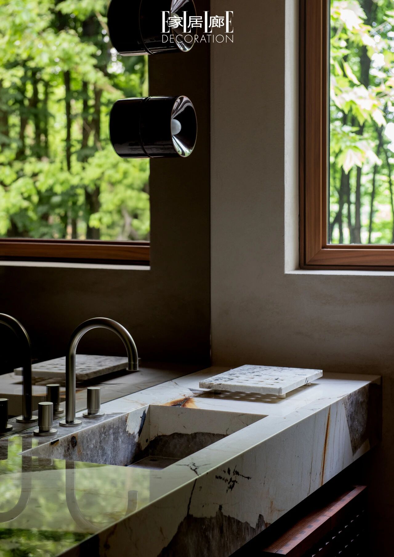 在意大利百年老宅里，他造了一个“阴翳美学”的世界-55